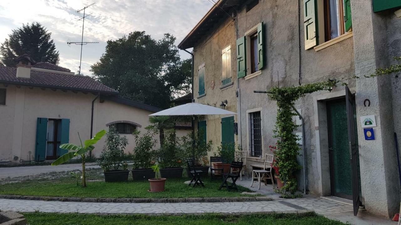 Country Dream Villa Ponti sul Mincio Exteriör bild